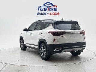 2021 Kia KX3, белый, 1670000 рублей, вид 4