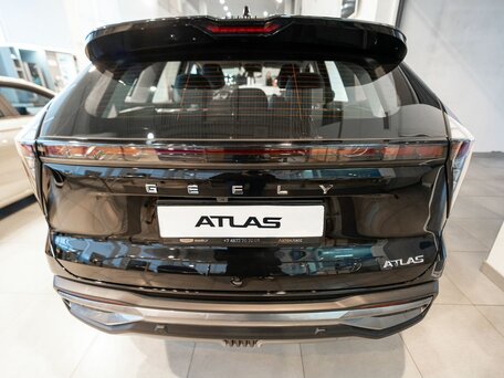 2026 Geely Atlas II, чёрный, 3909990 рублей, вид 3