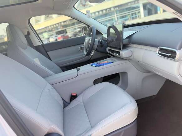 2026 Leapmotor A10 53 kWh, чёрный, 2070034 рублей - вид 12