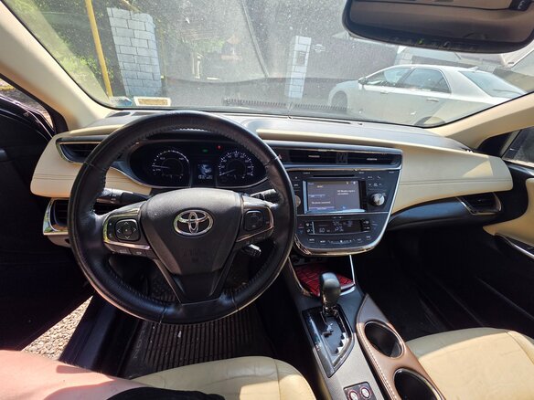 2017 Toyota Avalon IV Рестайлинг, чёрный, 2420000 рублей - вид 6