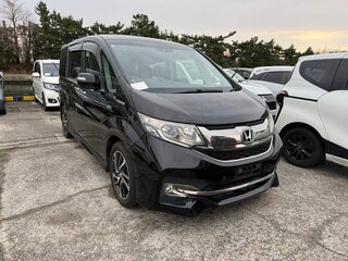 2017 Honda Stepwgn V, чёрный, 1900000 рублей, вид 1