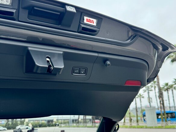 2016 Porsche Panamera Turbo II, серый, 7190000 рублей - вид 14
