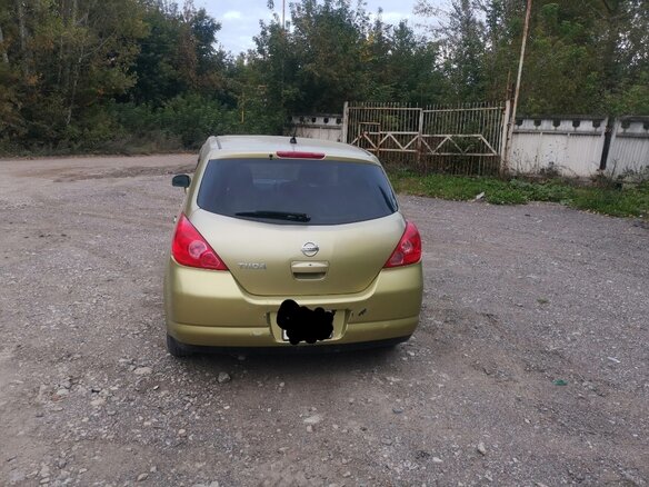 2004 Nissan Tiida I, серый, 390000 рублей - вид 1