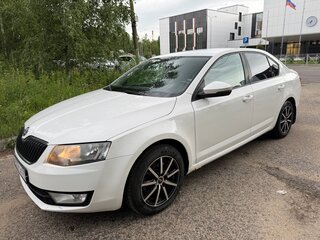 2014 Skoda Octavia III (A7), белый, 1100000 рублей, вид 1