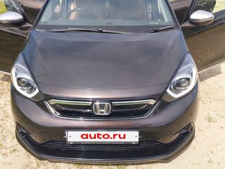 2020 Honda Fit IV, коричневый, 1700000 рублей, вид 2
