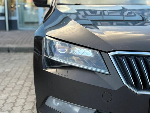 2015 Skoda Superb III, коричневый, 1225000 рублей - вид 3
