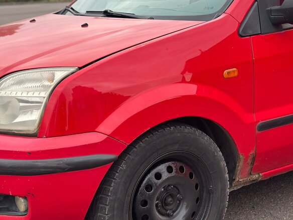 2005 Ford Fusion I, красный, 220000 рублей - вид 13