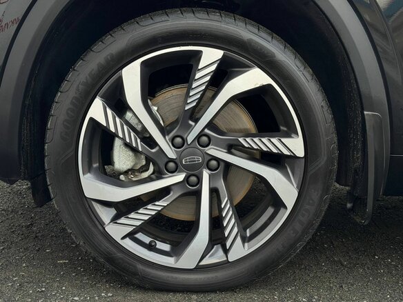 2024 Geely Monjaro (Xingyue L) I, чёрный, 3249000 рублей - вид 39