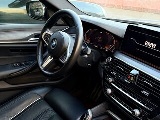 2020 BMW 5 серии 530d xDrive VII (G30/G31/G38) Рестайлинг, серый, 5750000 рублей, вид 4