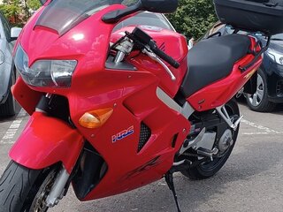 1998 Honda VFR 800, красный, 400000 рублей, вид 2