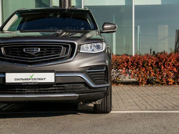 2022 Geely Atlas Pro, серый, 1830000 рублей - вид 9