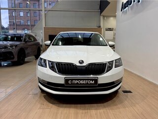 2019 Skoda Octavia III (A7) Рестайлинг, белый, 1849000 рублей, вид 2