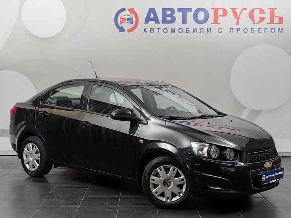 2014 Chevrolet Aveo II, чёрный, 726000 рублей