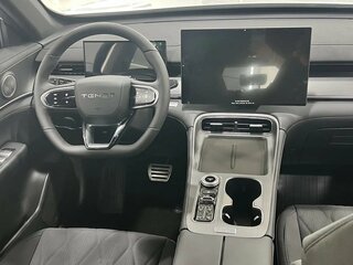 2026 Tenet T8, зелёный, 3099000 рублей, вид 4