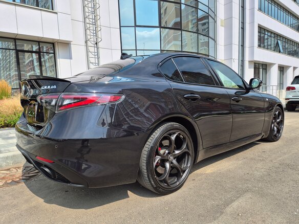 2023 Alfa Romeo Giulia II (952) Рестайлинг, чёрный, 4199000 рублей - вид 4