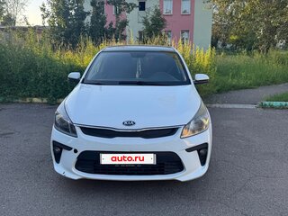2017 Kia Rio IV, белый, 800000 рублей, вид 1