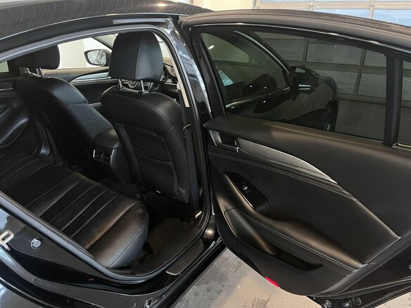 2020 Mazda 6 III (GJ) Рестайлинг 2, чёрный, 2190000 рублей - вид 15