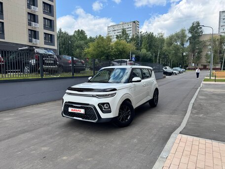 2021 Kia Soul III, белый, 1350000 рублей, вид 1