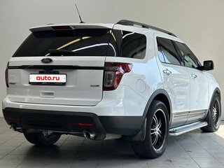 2013 Ford Explorer Sport V, белый, 1600000 рублей, вид 5