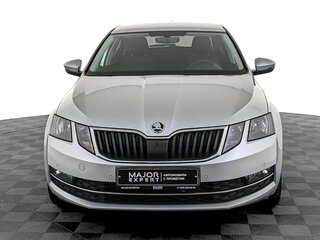 2019 Skoda Octavia III (A7) Рестайлинг, серебристый, 1865000 рублей, вид 2