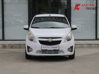 2013 Chevrolet Spark III, белый, 710000 рублей, вид 2