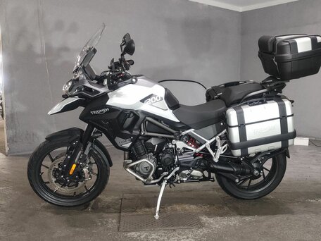 2024 Triumph Tiger 1200, белый, 1670000 рублей, вид 2