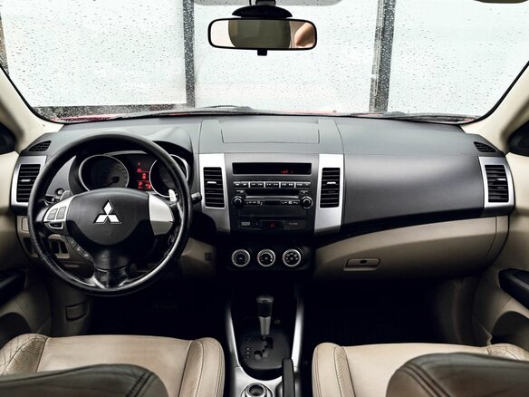 2007 Mitsubishi Outlander II, красный - вид 16
