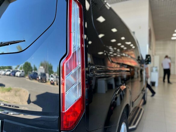 2020 Ford Tourneo Custom SWB I, чёрный, 2900000 рублей - вид 9