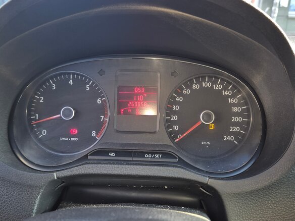 2012 Volkswagen Polo V, чёрный, 410000 рублей - вид 7