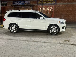 2013 Mercedes-Benz GL-Класс 500 II (X166), белый, 1990000 рублей, вид 1