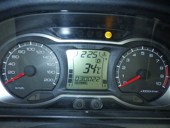 2013 Suzuki Burgman (SkyWave) 650, белый, 647000 рублей - вид 6
