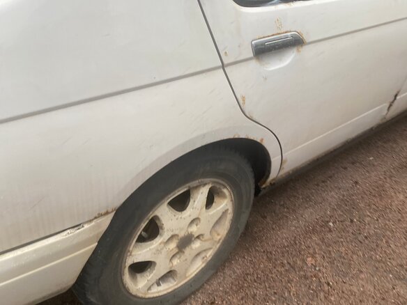 2001 Nissan Bluebird XI (U14), белый, 110000 рублей - вид 9