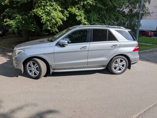 2014 Mercedes-Benz M-Класс 500 III (W166), серый, 3450000 рублей, вид 3