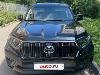2021 Toyota Land Cruiser Prado 150 Series Рестайлинг 3, чёрный, 7200000 рублей, вид 3