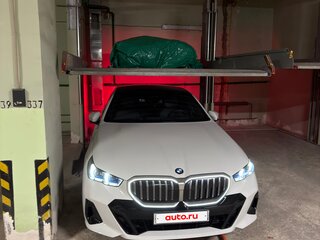 2023 BMW 5 серии 530i xDrive VIII (G60/G61/G68), белый, 7000000 рублей, вид 2