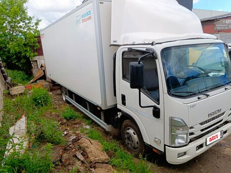 2024 Isuzu Elf (N-series), белый, 6000000 рублей, вид 3