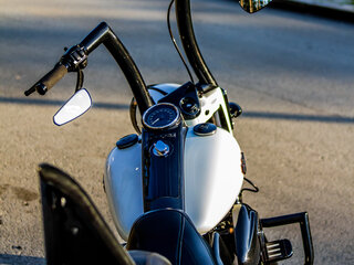 2009 Harley-Davidson Road King, белый, 1200000 рублей, вид 4