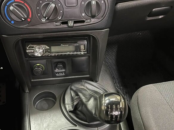 2013 Chevrolet Niva I Рестайлинг, серый, 650000 рублей - вид 15
