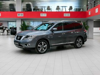 Nissan Pathfinder IV