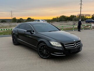 2012 Mercedes-Benz CLS 350 II (C218), чёрный, 1800000 рублей, вид 1