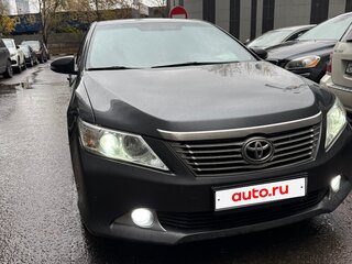 2014 Toyota Camry VII (XV50), серый, 1350000 рублей, вид 3