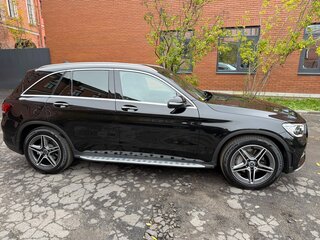 2021 Mercedes-Benz GLC 300 d I (X253) Рестайлинг, чёрный, 4350000 рублей, вид 4