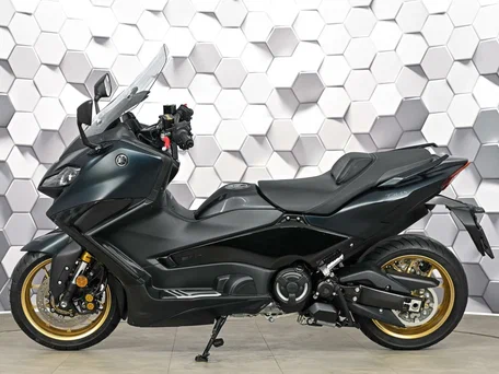 2023 Yamaha TMAX, чёрный, 1277000 рублей, вид 4