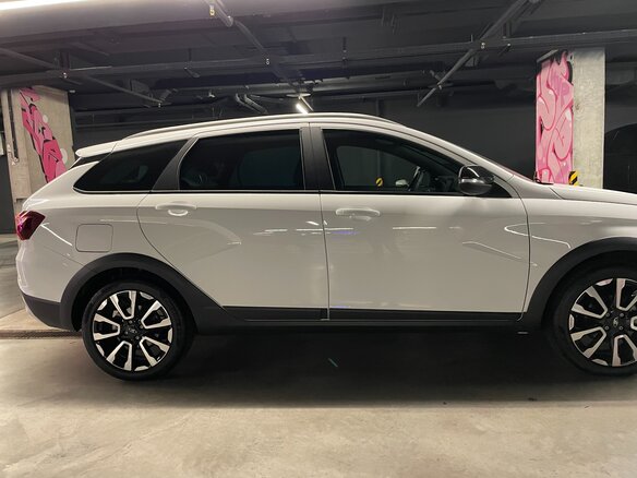2024 Lada (ВАЗ) Vesta SW Cross I Рестайлинг (NG), белый - вид 3