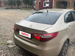 2011 Kia Rio 4-speed III, бежевый, 620000 рублей, вид 3