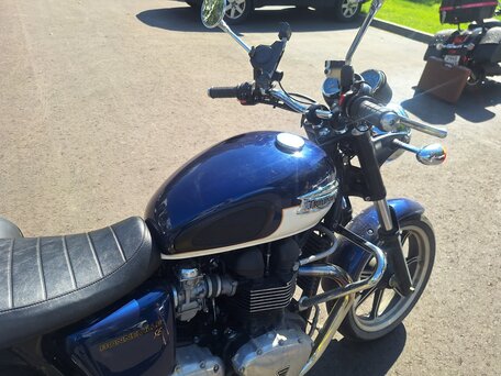 2012 Triumph Bonneville T100, синий, 550000 рублей, вид 3