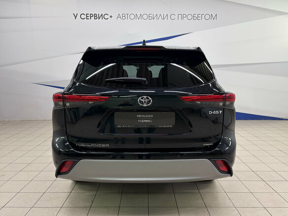 2025 Toyota Highlander IV (XU70), чёрный, 5350000 рублей - вид 5