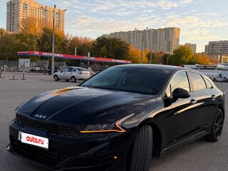 2020 Kia K5 III, чёрный, 2395000 рублей, вид 1