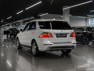2015 Mercedes-Benz M-Класс 400 III (W166), белый, 2600000 рублей, вид 4