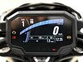 2025 Kawasaki Z 650, серый, 977000 рублей - вид 8